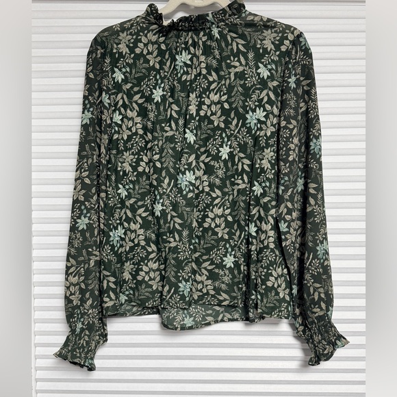 LOFT Garden Pintucked Ruffle Blouse - Mountain Evergreen - Size M - NWOT - Picture 3 of 8